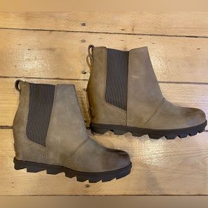 Sorel Joan of Artic Wedge Booties Grey Size 7